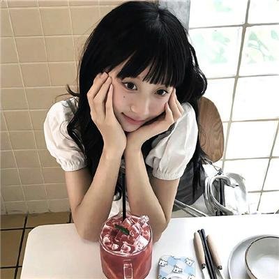 眼里余光都是你