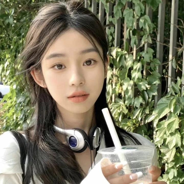 这女孩